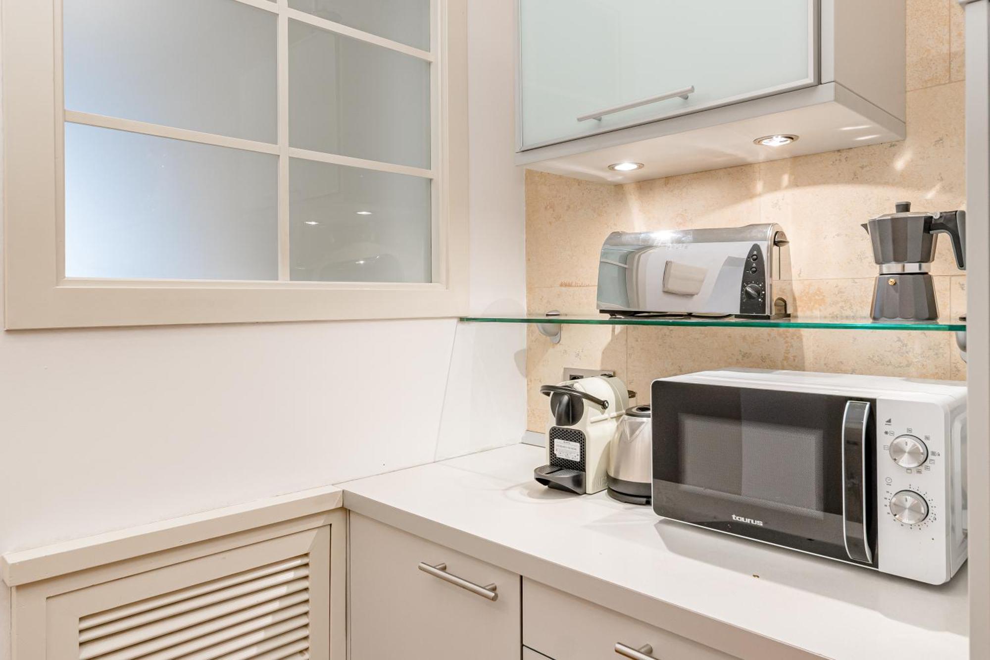 Heima Wonderful Loft In The Historic City Center Madrid Eksteriør billede