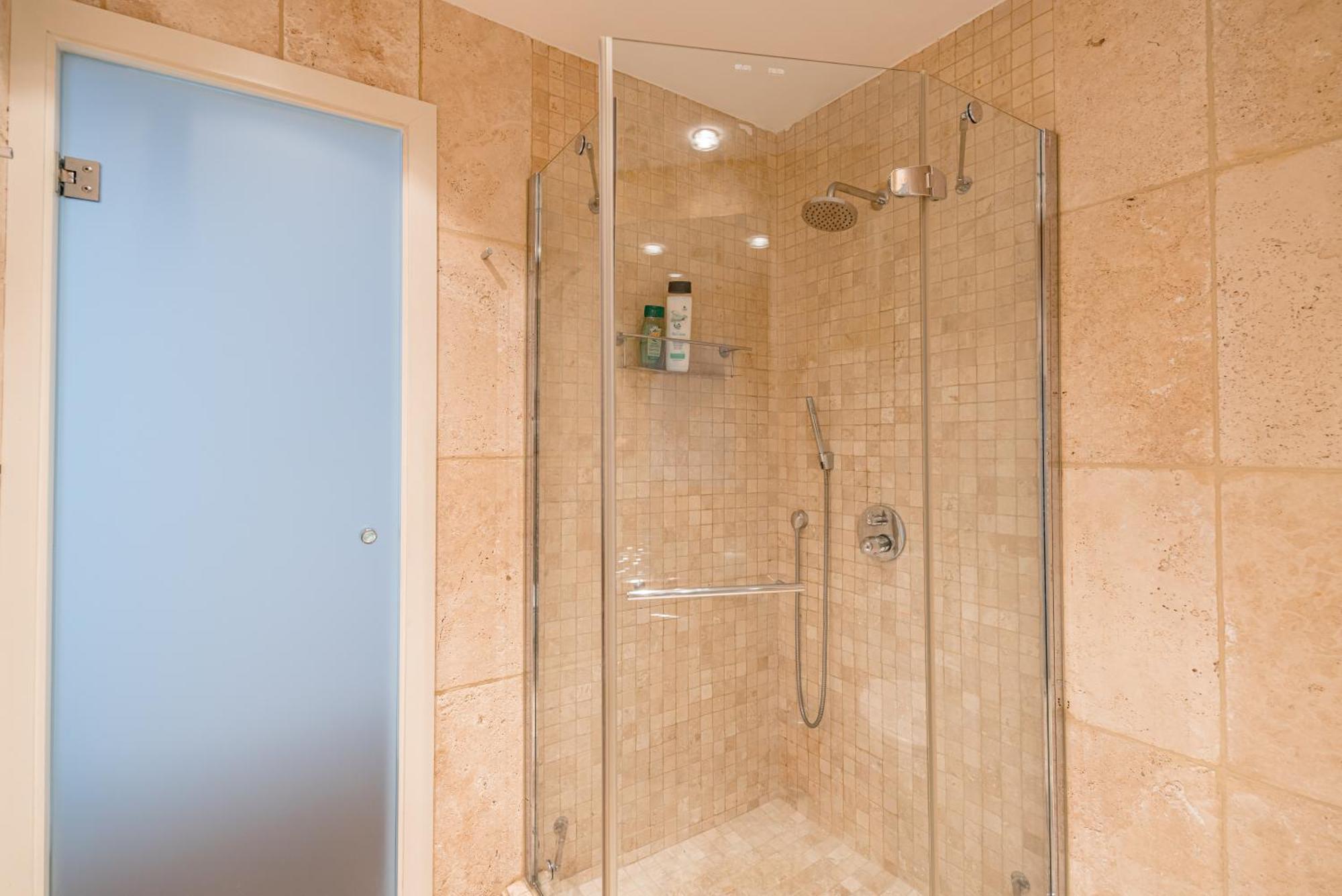 Heima Wonderful Loft In The Historic City Center Madrid Eksteriør billede